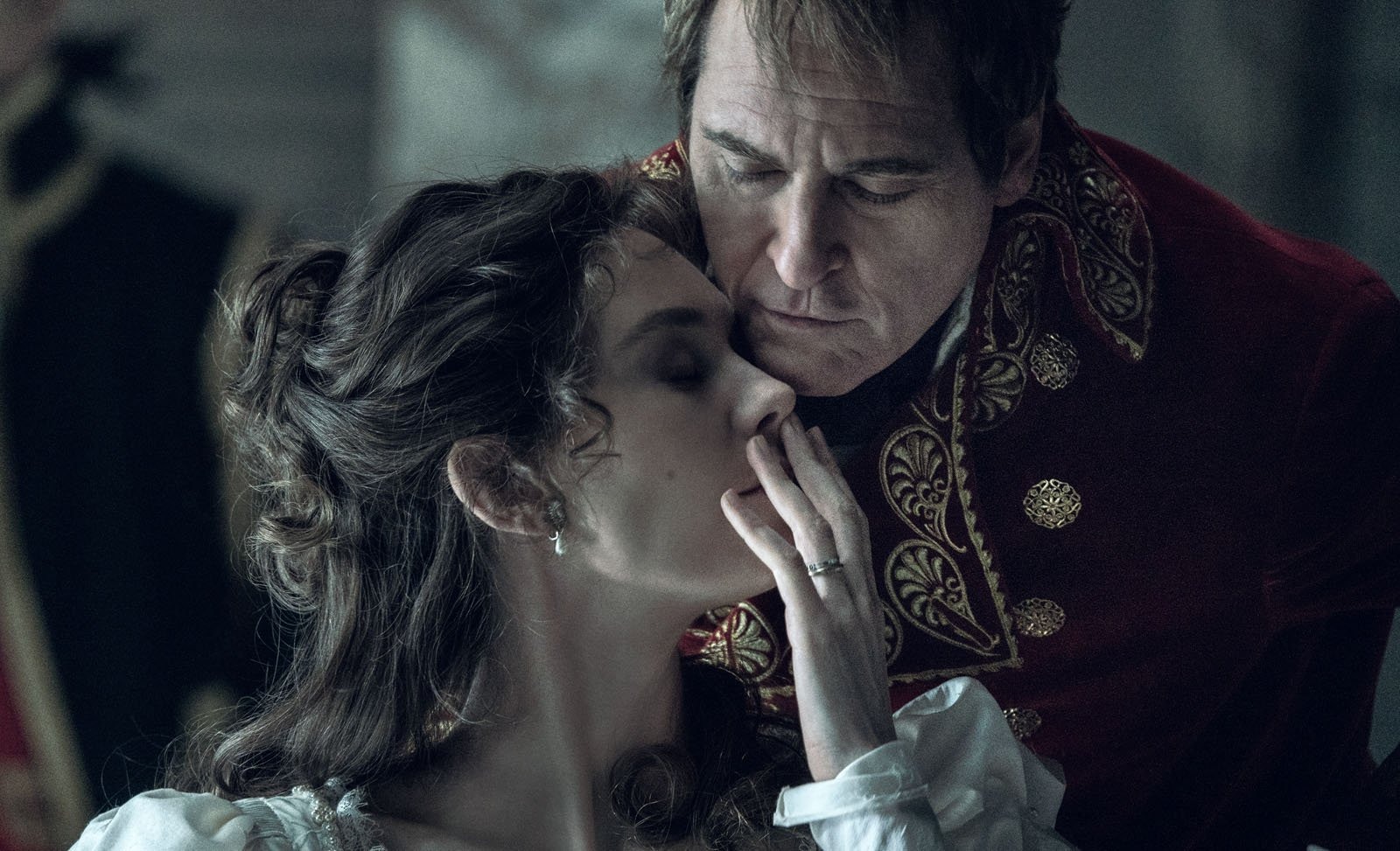 Vanessa Kirby et Joaquin Phoenix dans Napoléon de Ridley Scott